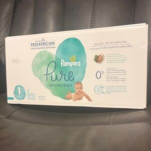 Pampers Pure Protection Diapers - White